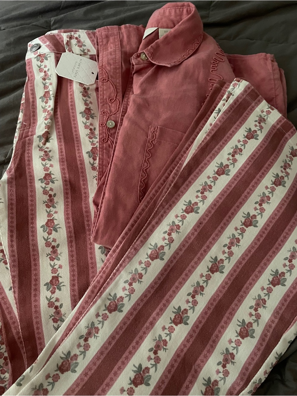 Altar'd State Floral stripe jeans size XS/J Jill womens embroidered floral Top